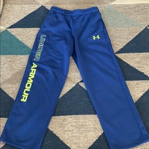 Under Amrour sweatpants blue, lime green letters